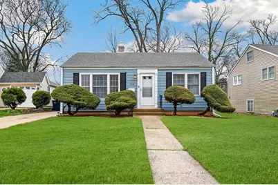 559 S Lewis Avenue, Lombard, IL 60148 - Photo 1