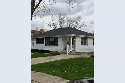 626 Bank Street, Bradley, IL 60915 - Photo 1