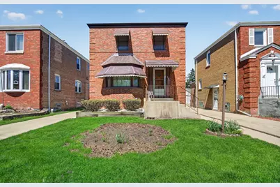 9020 W Forestview Drive, North Riverside, IL 60546 - Photo 1