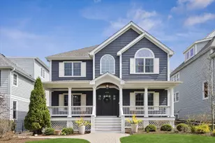409 S Bodin St, Hinsdale, IL 60521 - Photo 1