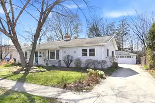 510 S President St, Wheaton, IL 60187 - Photo 1