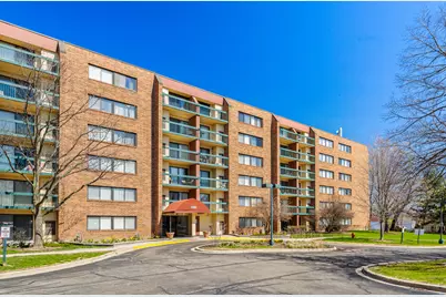 1800 Huntington Boulevard #412, Hoffman Estates, IL 60169 - Photo 1