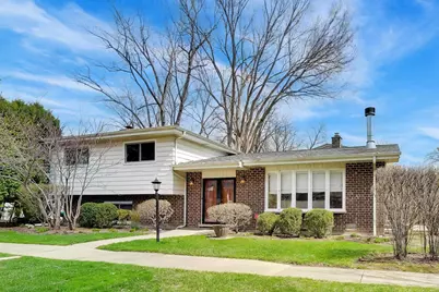 1659 Friar Tuck Avenue, Highland Park, IL 60035 - Photo 1