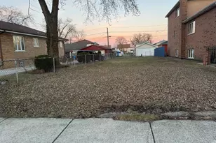 5005 S Linder Ave, Chicago, IL 60638 - Photo 1