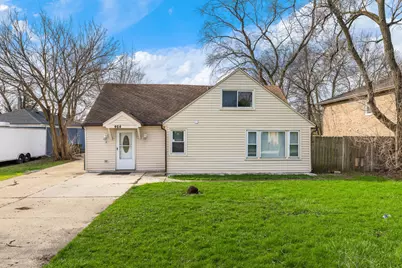 464 Itasca Street, Wood Dale, IL 60191 - Photo 1