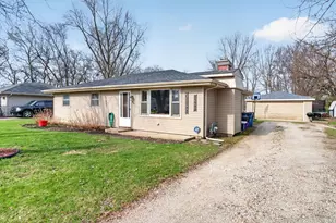 2550 Garden Ct, Joliet, IL 60435 - Photo 1