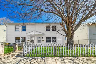 1231 Tobin Ct, Waukegan, IL 60085 - Photo 1