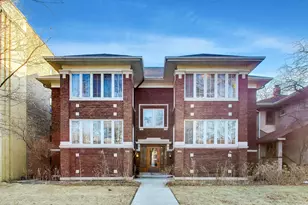 107 Washington Blvd, Oak Park, IL 60302 - Photo 1