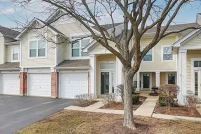 1118 Hawthorne Lane #1118, Elk Grove Village, IL 60007 - Photo 1