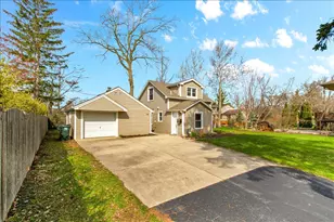 34 N Greenwood Ave, Palatine, IL 60074 - Photo 1