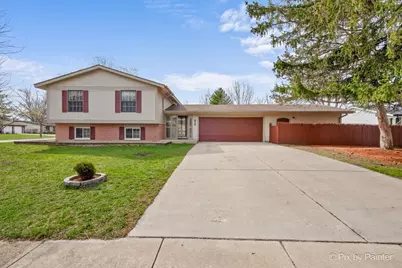 876 Darlington Lane, Crystal Lake, IL 60014 - Photo 1
