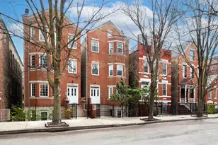 1427 N Bosworth Ave, Chicago, IL 60642 - Photo 1