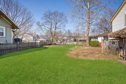 4820 Linscott Avenue, Downers Grove, IL 60515 - Photo 1