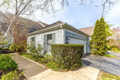 851 Sutton Court, Lincolnshire, IL 60069 - Photo 1
