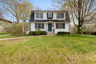 311 Temple Ave, Highland Park, IL 60035 - Photo 1
