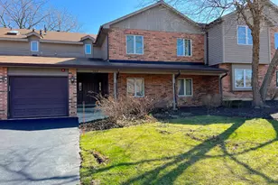 986 West Ct, Naperville, IL 60563 - Photo 1