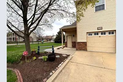 3818 Thornhill Circle #3818, Champaign, IL 61822 - Photo 1