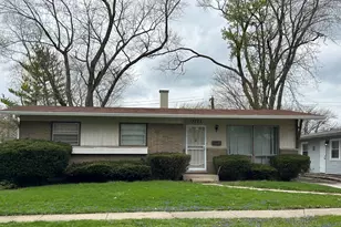 15722 Woodlawn E Ave, South Holland, IL 60473 - Photo 1