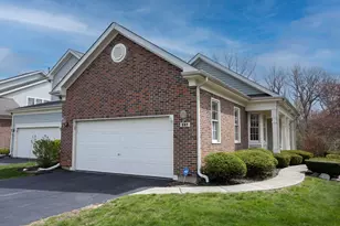 227 Parktrail Ct, Schaumburg, IL 60173 - Photo 1