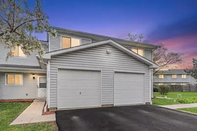 523 Alton Court, Carol Stream, IL 60188 - Photo 1