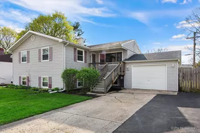 6054 Hampton Drive, Carpentersville, IL 60110 - Photo 1