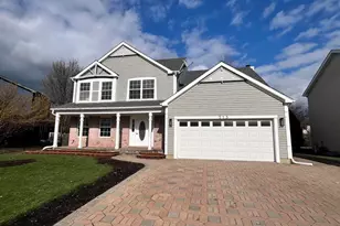 513 Trestle Ct, Grayslake, IL 60030 - Photo 1