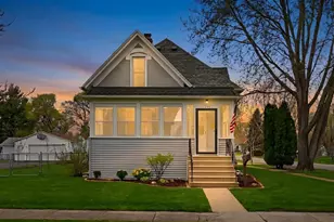 1207 Union Ave, Belvidere, IL 61008 - Photo 1