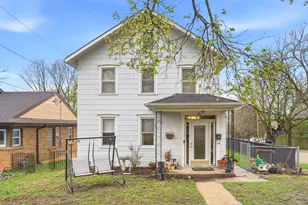 401 Crawford Ave, Dixon, IL 61021 - Photo 1
