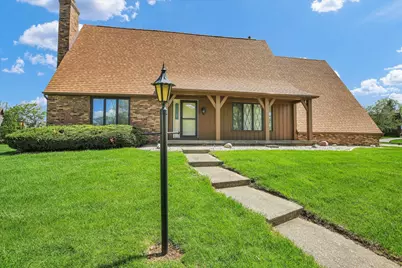 1 Lyndhurst Place, Champaign, IL 61820 - Photo 1