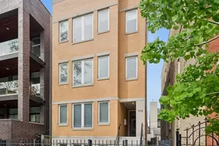 1112 N Paulina St, Chicago, IL 60622 - Photo 1