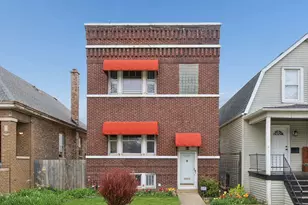 4628 W Waveland Ave, Chicago, IL 60641 - Photo 1