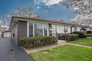 8953 S Corcoran Rd, Hometown, IL 60456 - Photo 1
