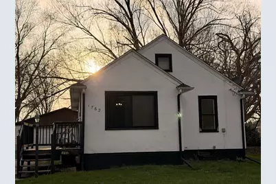 1762 S Oak Avenue, Freeport, IL 61032 - Photo 1