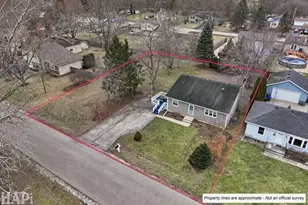 38132 N Manor Ave, Beach Park, IL 60087 - Photo 1