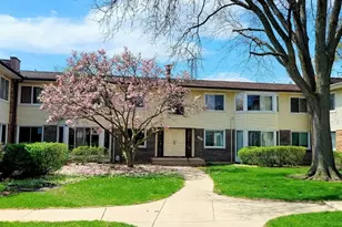 3030 Roberts Dr, Woodridge, IL 60517 - Photo 1
