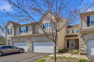 541 Shakespeare Dr, Grayslake, IL 60030 - Photo 1