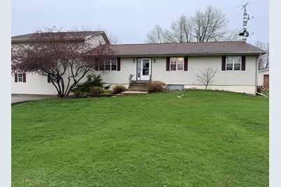 6208 Oak Street, Harvard, IL 60033 - Photo 1