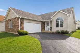 21069 W Hazelnut Ln, Plainfield, IL 60544 - Photo 1