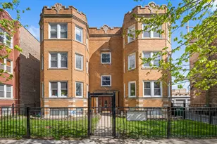 2016 W Farragut Ave, Chicago, IL 60625 - Photo 1