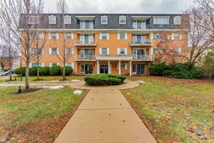 415 Wesley Ave, Oak Park, IL 60302 - Photo 1