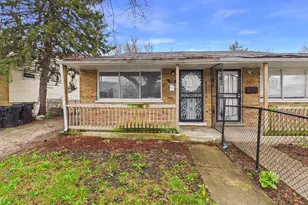 945 W 115th Pl, Chicago, IL 60643 - Photo 1