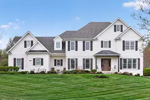 39W480 Abbey Glen Ct, Saint Charles, IL 60175 - Photo 1