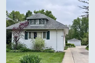 377 Blackhawk Road, Riverside, IL 60546 - Photo 1