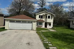 4737 Winchester Ave, Lisle, IL 60532 - Photo 1