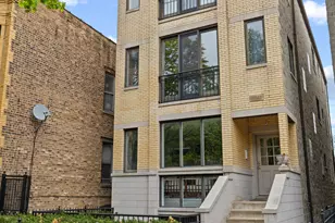 3041 N Racine Ave, Chicago, IL 60657 - Photo 1