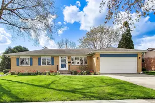 1036 Clark Ln, Des Plaines, IL 60016 - Photo 1