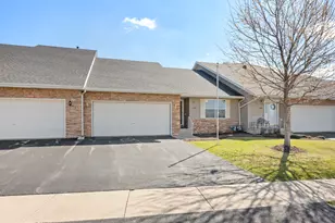 1064 Rose Dr, Sycamore, IL 60178 - Photo 1