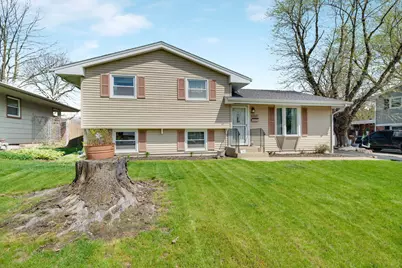 1611 Notre Dame Road, Rockford, IL 61103 - Photo 1