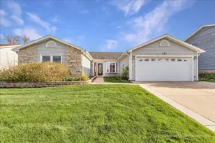 111 Brookside Dr, Glendale Heights, IL 60139 - Photo 1