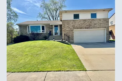 1650 Charleston Court, Melrose Park, IL 60160 - Photo 1